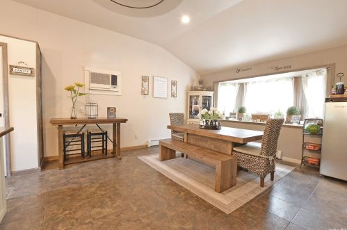 43 Madeline Rd, Panamoka NY  11961-2943 exterior