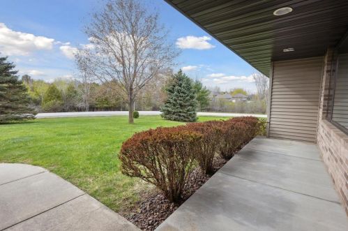 2412 Rocky Way, Green Bay, WI 54313-7875