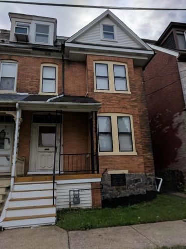 1322 Washington St, Easton, PA 18042-4731