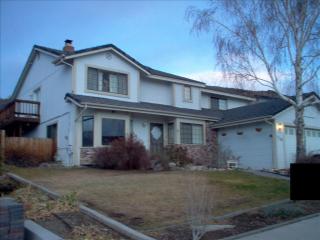 1736 Golddust Dr, Sparks, NV 89436-9311