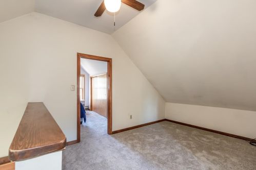 109 Brookdale Rd, Salem NH  03079-2844 exterior