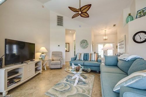 7031 Falcons Glen Blvd, Naples FL  34113-2668 exterior