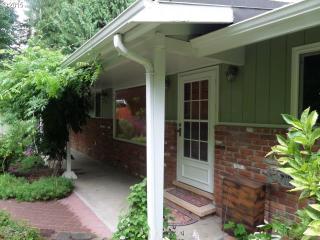 41929 Deerhorn Rd, Springfield OR  97478-9596 exterior