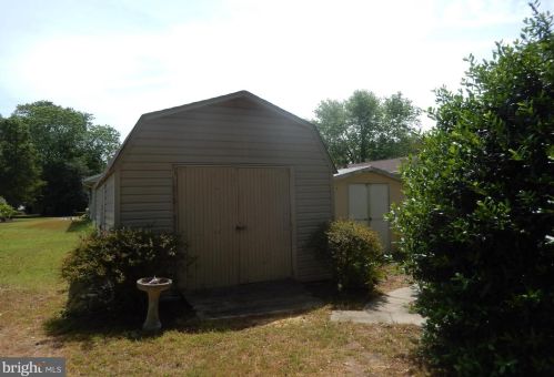 32300 Hidden Acre Dr, Frankford DE  19945-3120 exterior