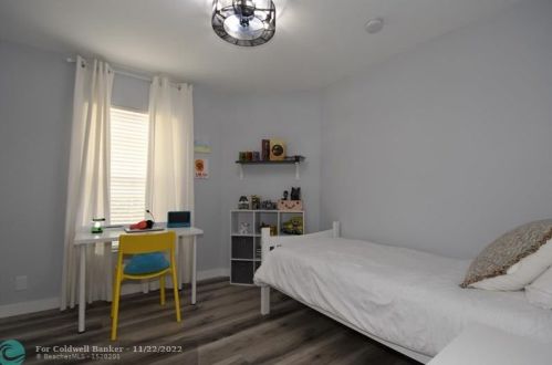 20826 21 St, Hollywood FL 33029-2334 exterior