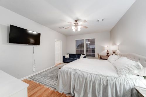 7334 Jacobs Wl Dr, Richmond TX  77407-4990 exterior