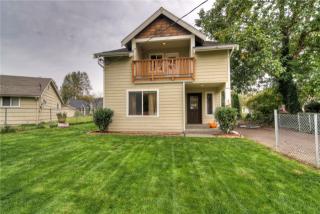 10809 Benston Dr, Puyallup, WA 98372-2834