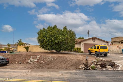 4287 Highlander Ave, Lake Havasu City, AZ 86406-8025