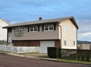 120 10th St, Easton, PA 18042-5422