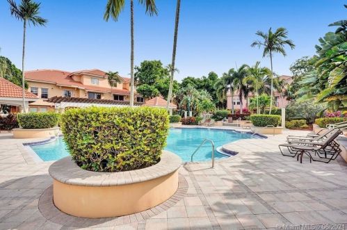 2028 Alta Meadows Ln, Delray Beach FL  33444-1160 exterior