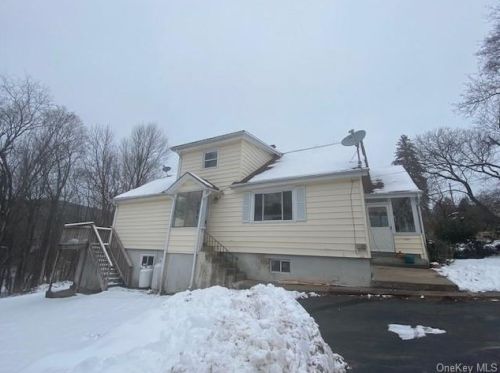 26 Winslow Pl, Liberty, NY 12754-1537