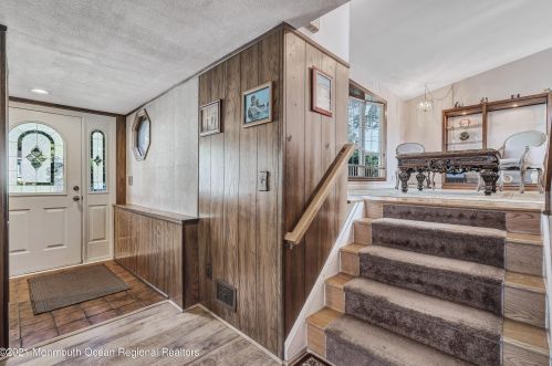 52 Margaret St, Old Bridge NJ  08857-2559 exterior