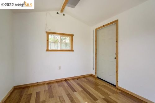 3963 Altamont Ave, Oakland CA 94605-2602 exterior