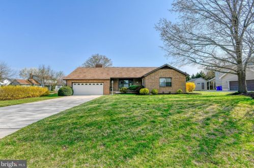 30795 Buttonwood Dr, Lewes, DE 19958-3812