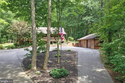 315 Bacon Rd, Red Lion PA  17356-8887 exterior