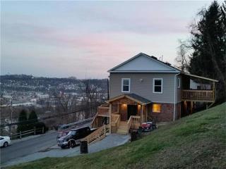 2545 Pittview Ave, Pittsburgh, PA 15209-2836