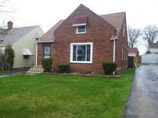 16313 Throckley Ave, Cleveland OH  44128-1375 exterior