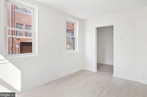 112 3rd St, Harrisburg PA  17113-2209 exterior