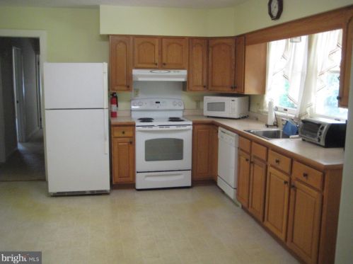 960 Mountain Rd, Siddonsburg PA  17019-9701 exterior