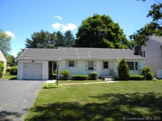 229 Unionville Ave, Plainville, CT 06062-1148