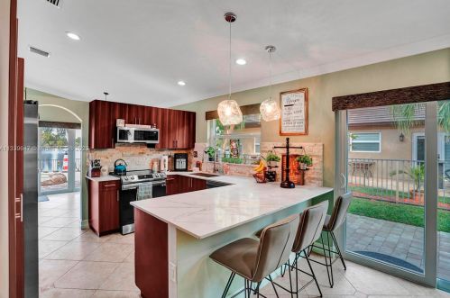 18125 21st St, Hollywood FL  33029-3030 exterior