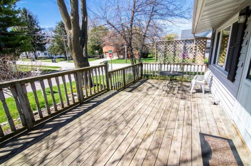 420 Irving St, Horicon, WI 53032-1621