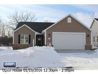 1691 Oak Hollow Ln, Neenah, WI 54956-8961