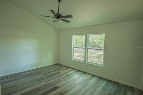 16640 62 St, Ocklawaha FL  32179-3020 exterior