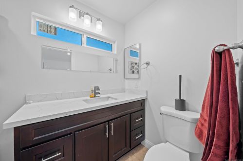 7891 Railroad Ave, Riverside CA  92504-4139 exterior