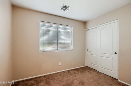 1305 Pryor Rd, San Tan Valley AZ  85140-4435 exterior