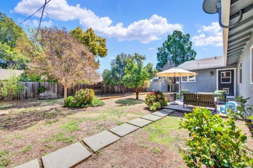 311 Edgewood Dr, Vacaville CA  95688-3602 exterior