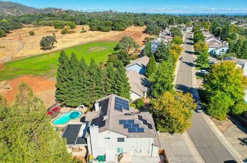 2862 Aquamarine Cir, Rescue CA  95672-9339 exterior