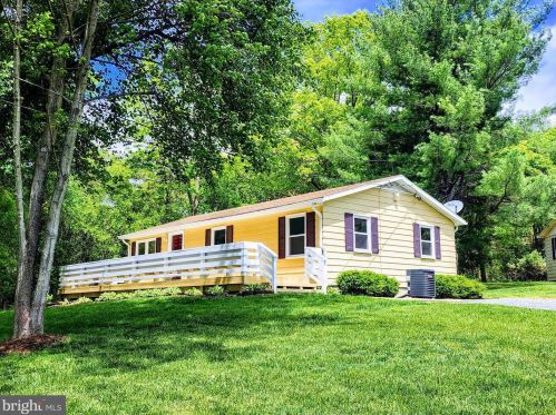 31 Jay Way, Shepherdstown, WV 25443-4589