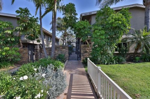 2019 Oliver Ave, San Diego CA 92109-5543 exterior