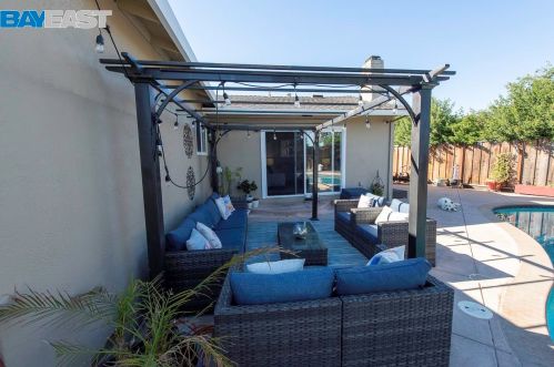 4796 Corwin Ct, Pleasanton CA  94588-3804 exterior