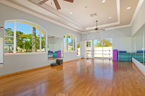 39057 Hidden Creek Ln, Temecula CA  92591-7417 exterior