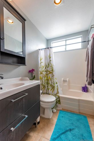 2716 Casey St, San Diego CA 92139-3328 exterior