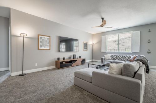 9093 Golf Canyon Dr, Grayson CA  95363-8911 exterior