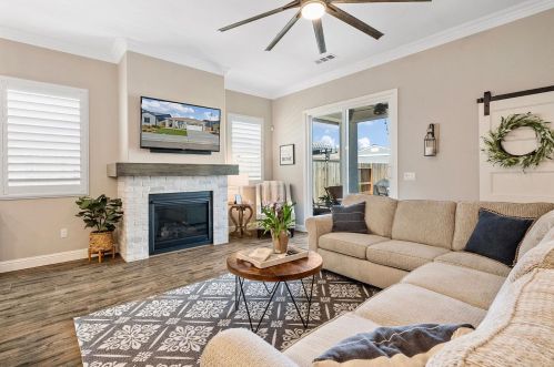 1219 Sephos St, Manteca CA  95337 exterior