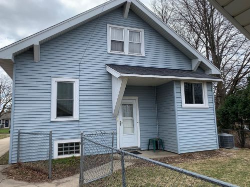 410 Prospect Ave, Waukesha, WI 53188-3621