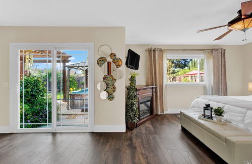 1000 Woodridge Dr, Vacaville CA  95687-6440 exterior