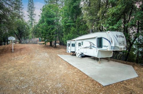 13425 Wild Life Ln, Grass Valley CA  95945-7928 exterior