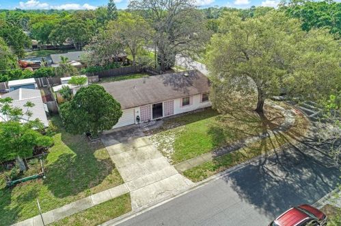44 Carriage Hill Cir, Casselberry, FL 32707-4951