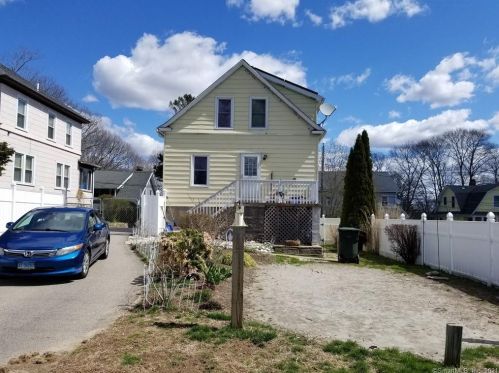 16 Bolles Ave, United States Coast Guard Ac, CT 06320-6502