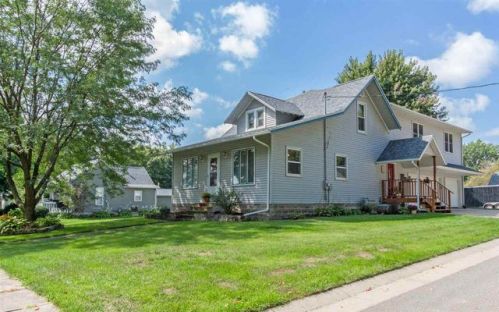 721 5th St, Richmond, IA 52247-9496