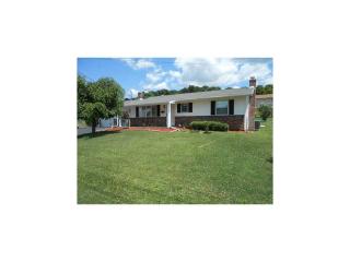 2015 Baldridge Ave, South Connellsville, PA 15425-5232