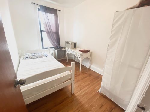 30-94 48th St, Long Island City NY  11105-1232 exterior