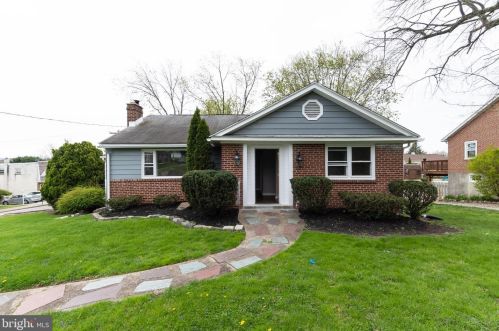 399 Ross Rd, Norristown, PA 19406-2108