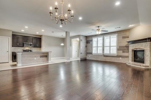 1208 Roadrunner Dr, Oak Point TX  75068-8543 exterior