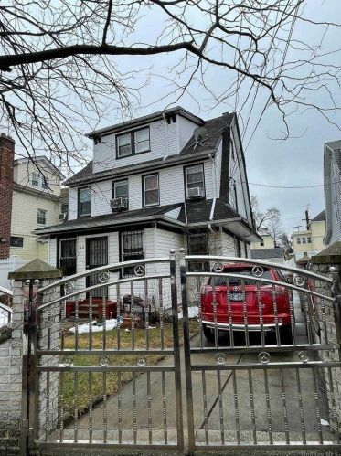 192-14 109th Ave, Jamaica, NY 11412-1411